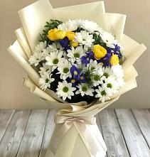 Букет цветов из:  Ирисы, Хризантемы и Розы #REPLACE_PRED# Конобеево