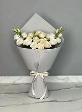 Букет цветов из:  Розы и Лизиантусы в Конобеево